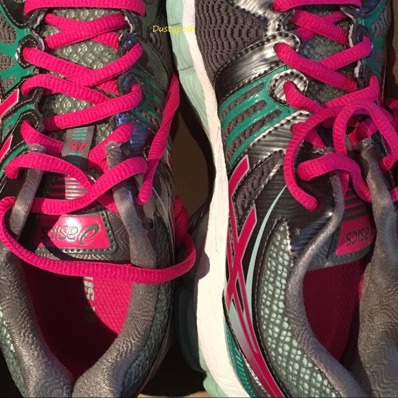 More pictures ____Asics Gel Nimbus 15 Sneakers - Picture 4 of 4