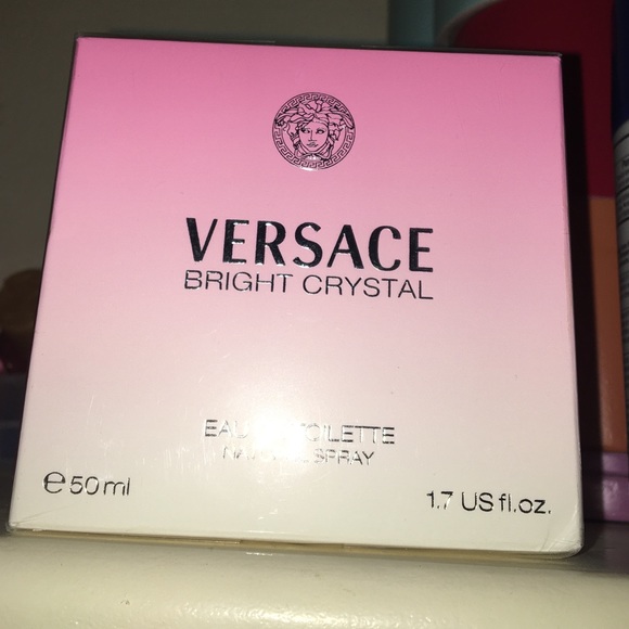 Versace bright crystal Perfume