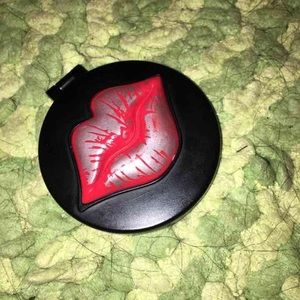 Small portable mirror