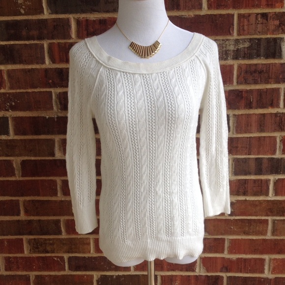AE Open-knit top with quarter-length sleeves