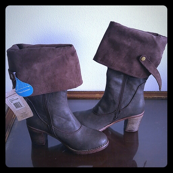 *Final pric*Muk Luks Brown leather knee high boots