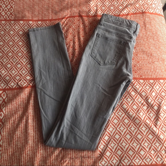 Gray skinny jeans