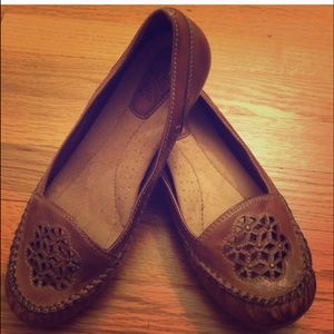 Leather Earth Origins shoes size 9