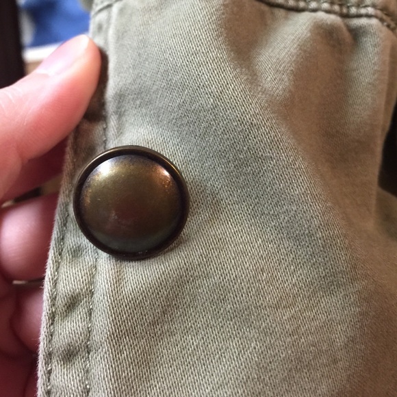 Cover jacket - Picture 2 of 3