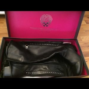 Vince camuto boots
