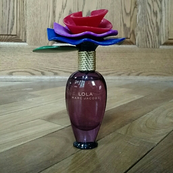 Marc Jacobs Other - 🐝  LOLA by Marc Jacobs
