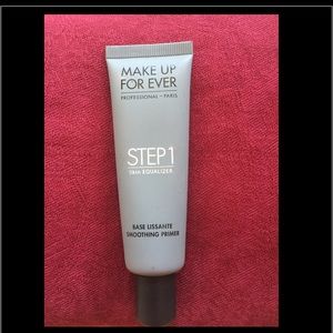 Makeup Forever Step 1 Equalizer
