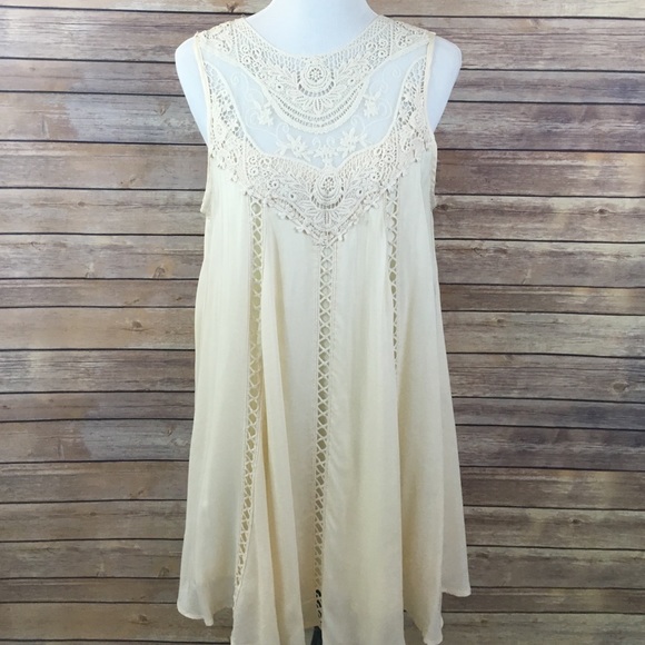 Romantic Off White BOHO Inspiration Dress - Picture 1 of 2