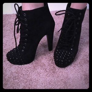 Suede black boots:) great condition 👢💋