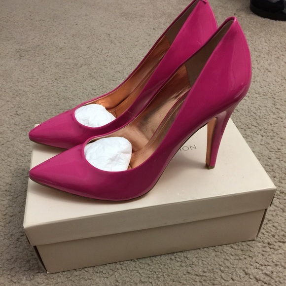 🎉💋flash sale from 7pm-11pm 🛍 Patent pumps
