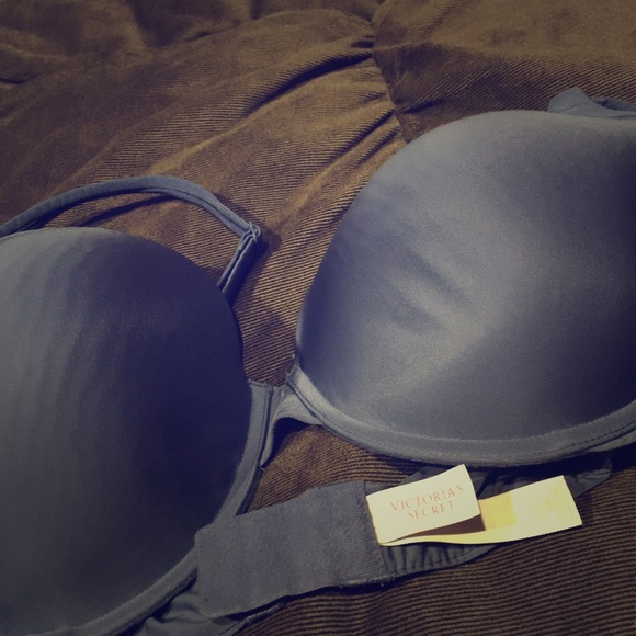 38D VS bra