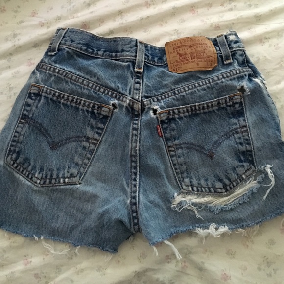 Authentic Levi high waisted shorts