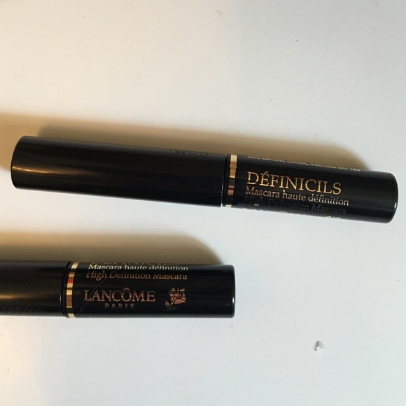 BLACK MASCARA