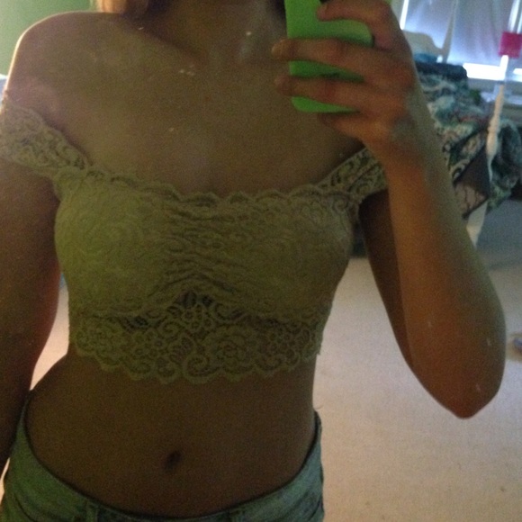 Crop top - Picture 3 of 3