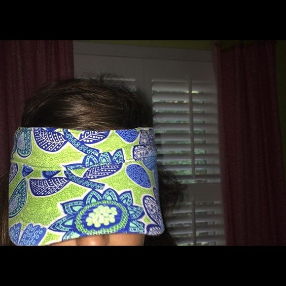 Vera Bradley visor never worn!