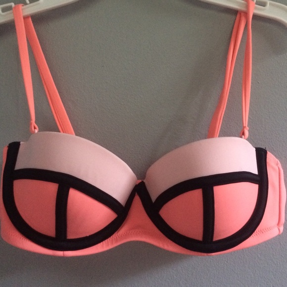Victoria's Secret -  The Flirt Bandeau bikini Top