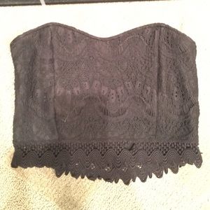 Crop top black lace