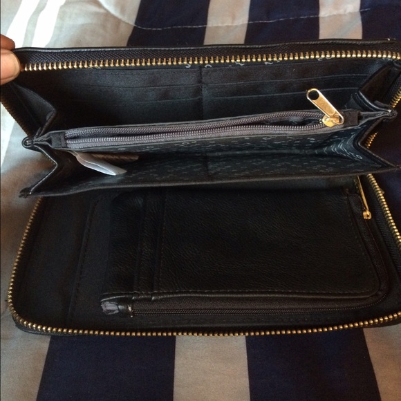 Wallet - Picture 3 of 3