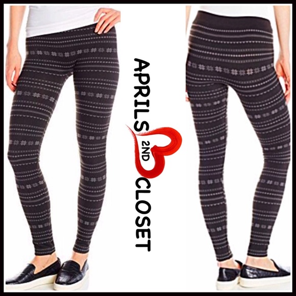 BETSEY JOHNSON BLACK NORDIC PRINT FLEECE LEGGINGS - Picture 5 of 6