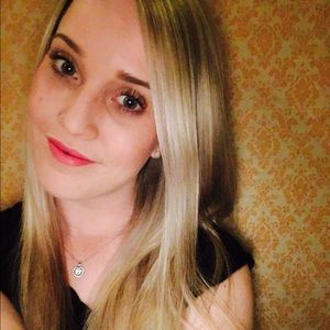 Meet your Posher, Brianna