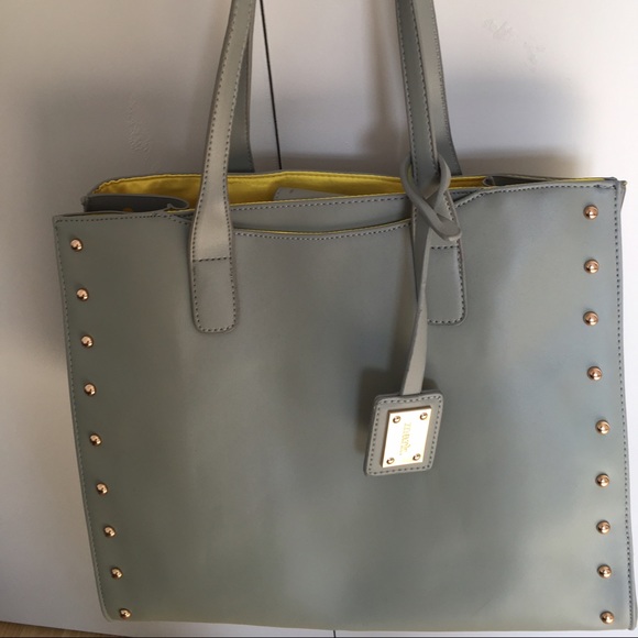 Mark tote Bag slightly used - Picture 2 of 3