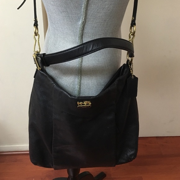 Coach Handbags - 🌺🌺COACH BAG MINT CONDITION 🌺🌺
