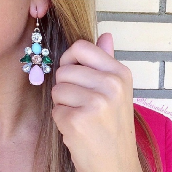 Cute Pink Drop Earrings - Picture 3 of 3