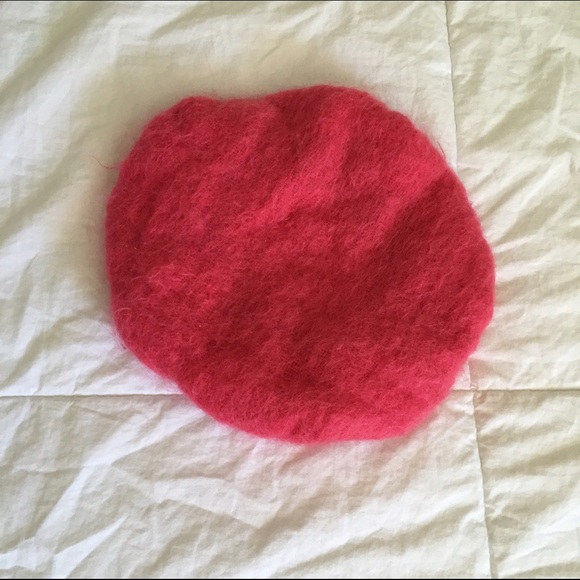 Beret - Picture 2 of 4
