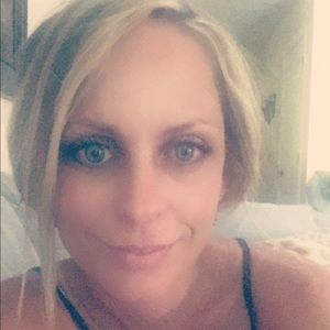 Meet your Posher, Alicia