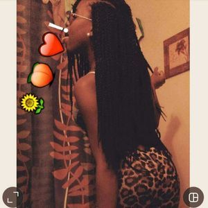 Meet your Posher, Jadaa