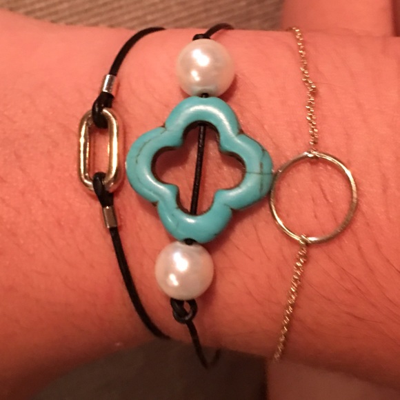 pearl beaded bracelet