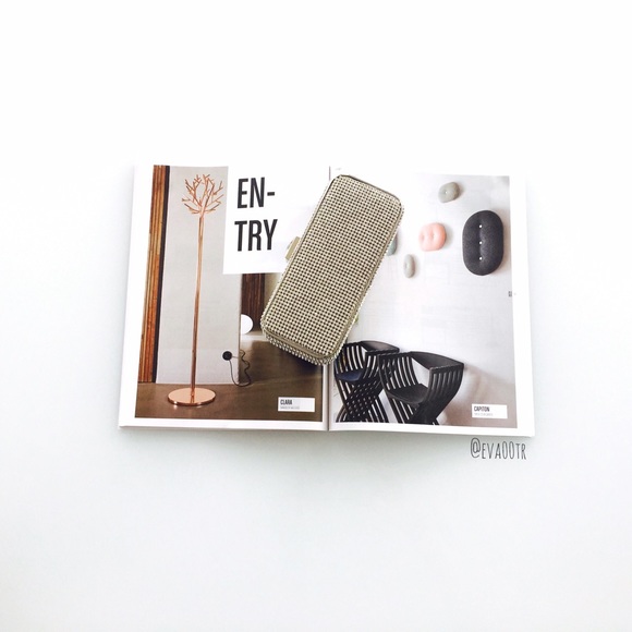 •HP best in bags• Badgley Mischka Susan  clutch