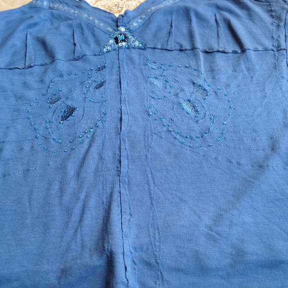 Blue embellished camisole with gorgeous stitching - Picture 3 of 4