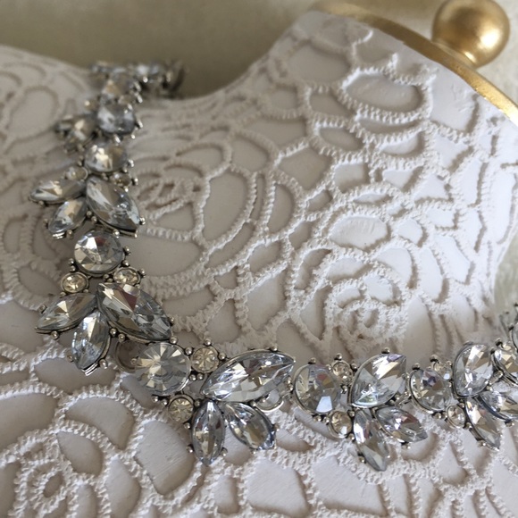 Crystal Statement Necklace - Picture 7 of 7