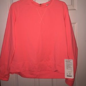NWT Lululemon Warm up Crew sz 10 orange