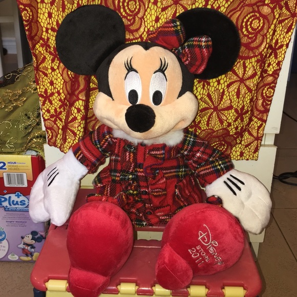 Cute Minnie Mouse