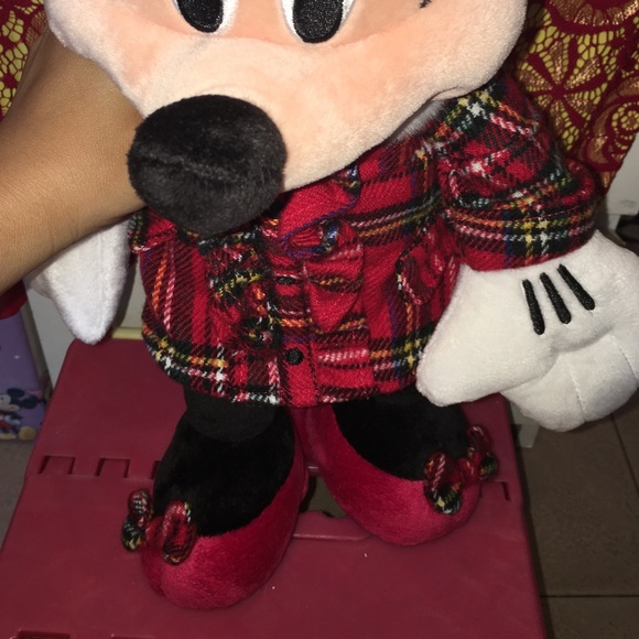 Cute Minnie Mouse - Picture 2 of 2