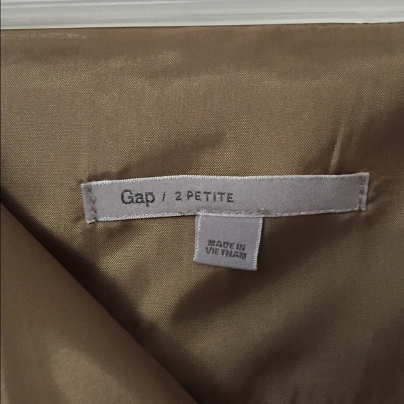 GAP Wool Mini Skirt in Camel - Size 2P - Picture 4 of 4