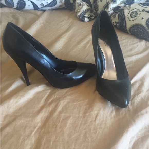 Never worn Charles David heels