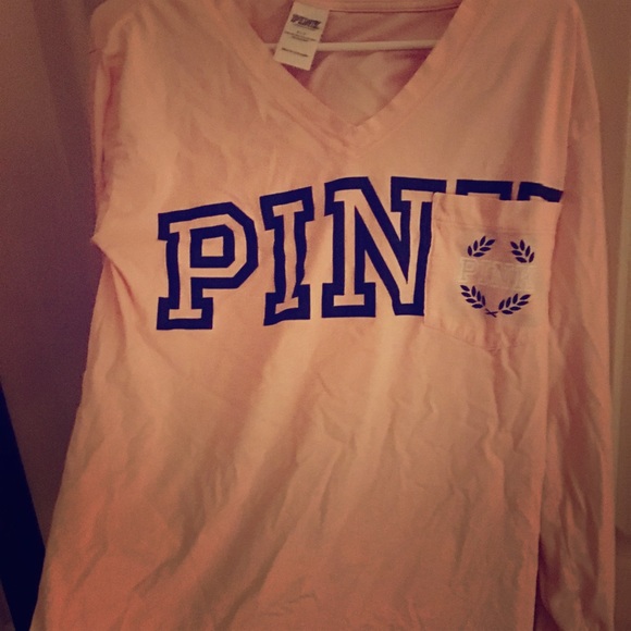 PINK Campus Tee