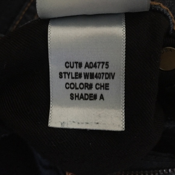 ❌SOLD ON MERC❌Dark Wash Hudson Jeans size 24 - Picture 4 of 4