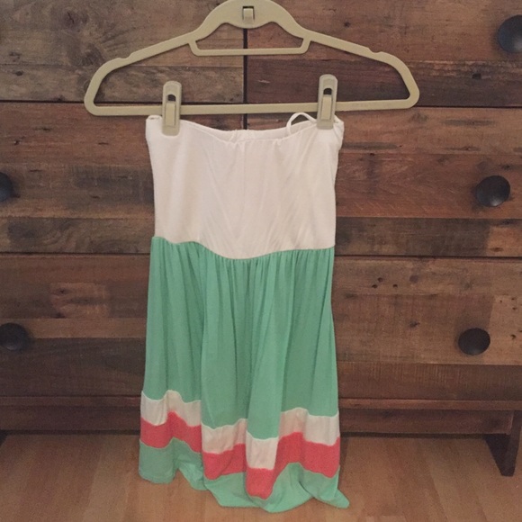 Strapless dress - Picture 1 of 3