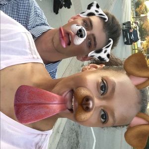 Meet your Posher, Eva