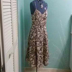 Beige/brown printed summer dress.