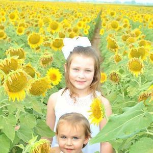 Meet your Posher, April