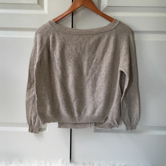 Brandy Melville button back sweater