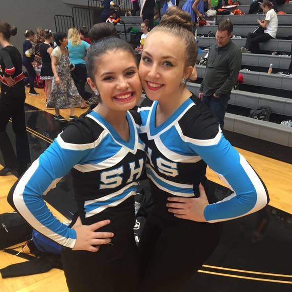 Meet your Posher, Alexis