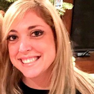 Meet your Posher, Hollie