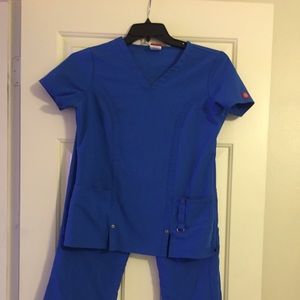 🎉Dickies Scrub Set🎉 REDUCED NEED TO SELL