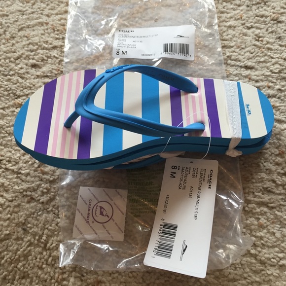 NWT Coach Flip Flops - Picture 1 of 3